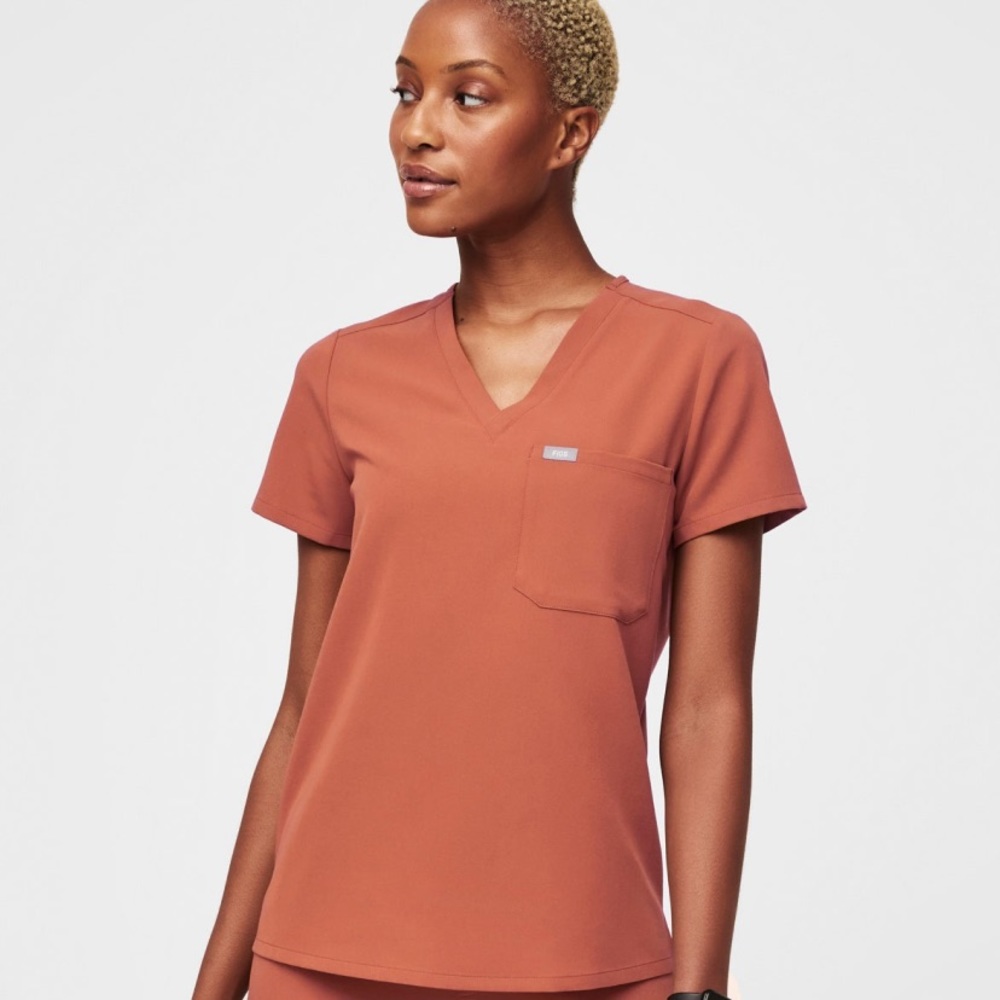 Figs Womens terracota Catarina scrub top